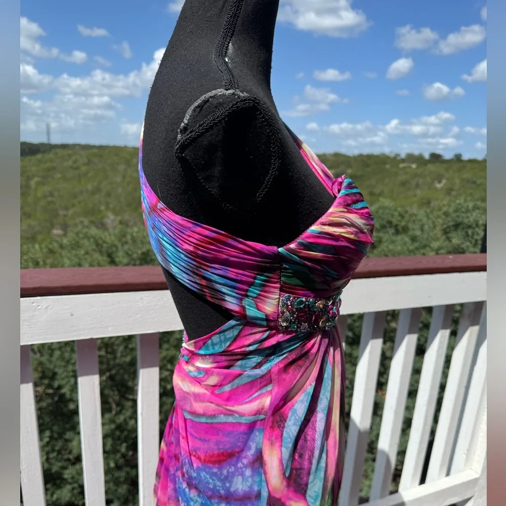 Bebe Darlin‎ Multicolor Rhinestone One Shoulder Gown